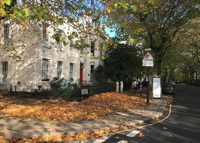 Embassie BackpackersHostel